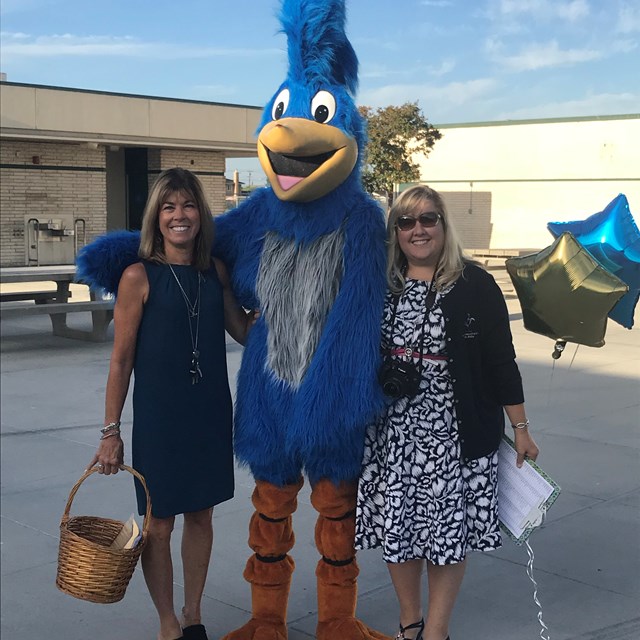 Mrs. Patterson, Mrs. Balius, and Mr. Roadrunner Welcome Bell students on the First Day!