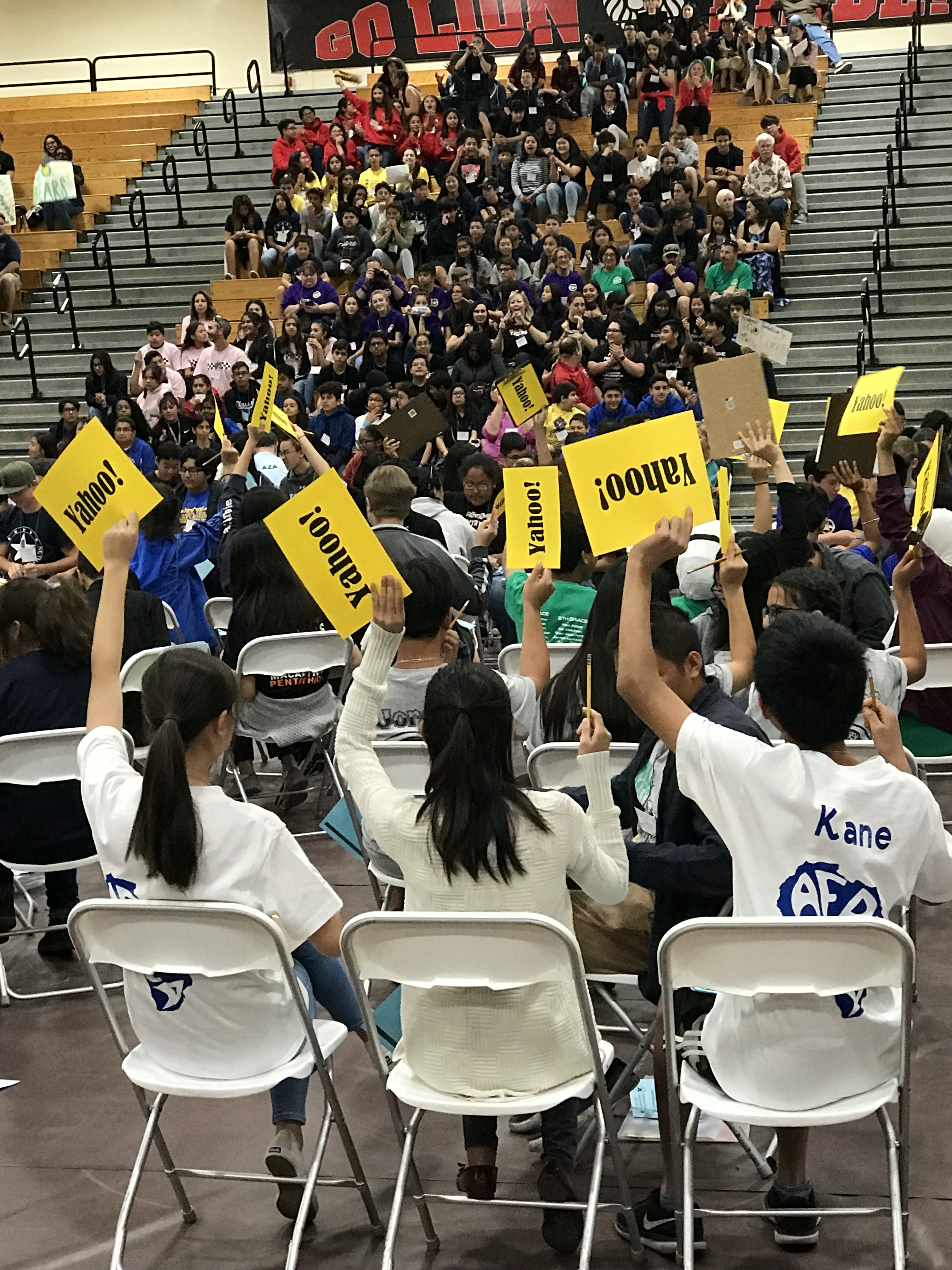 Three cheers for the honor team! 